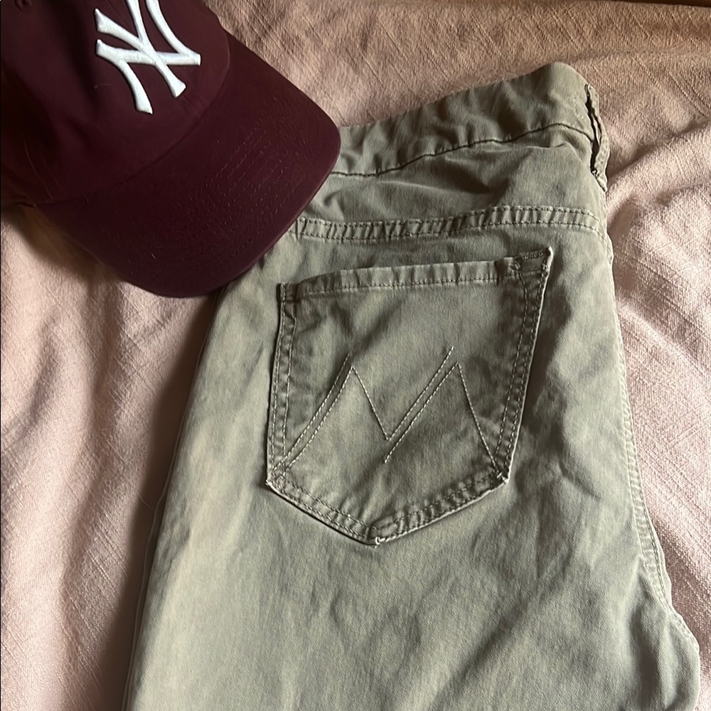 MOTHER High Waisted Looker, gently worn
